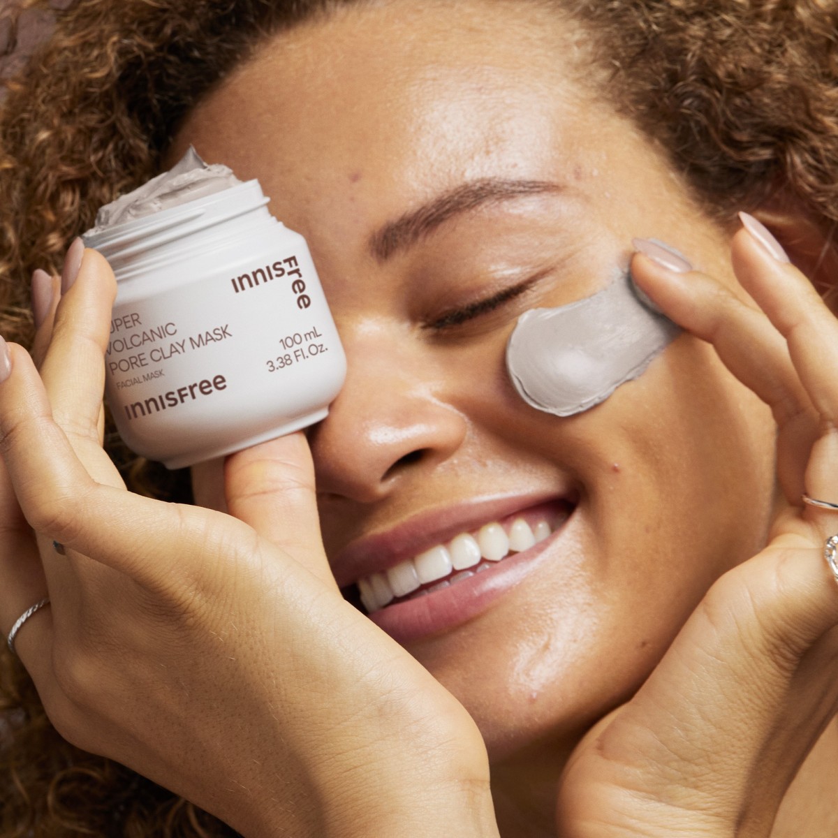 Super Volcanic Pore Clay Mask · innisfree | MiiN Cosmetics