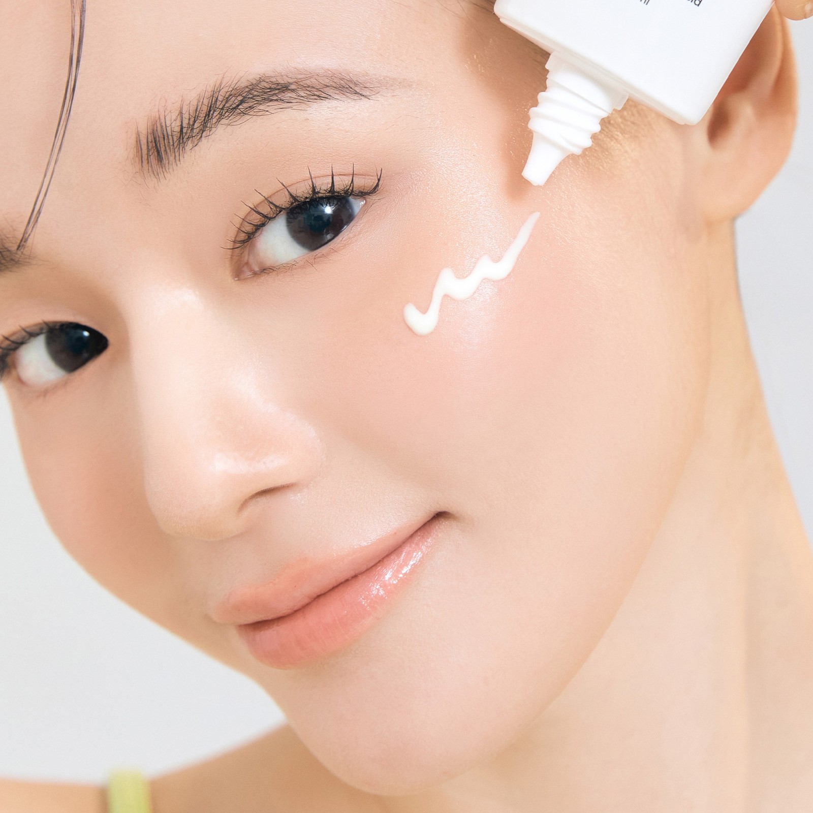 Protezione Solare Ultralight e Idratante al Lime Fresco · Omitted | MiiN Cosmetics