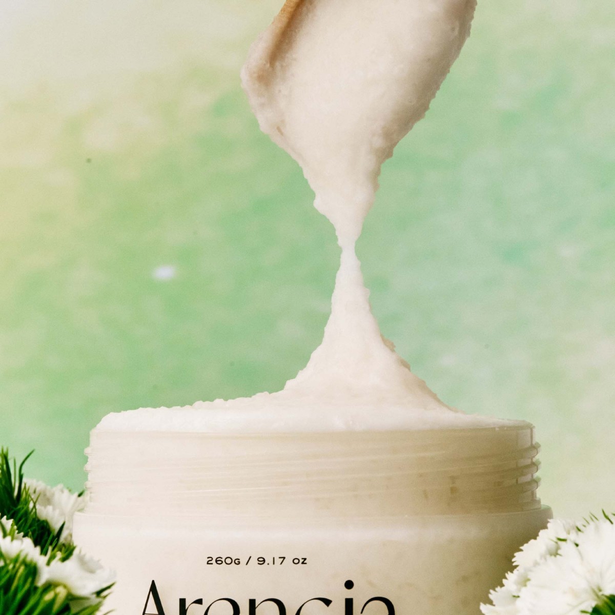 Body & Scalp Scrub White Tea & Neroli · Arencia | MiiN Cosmetics