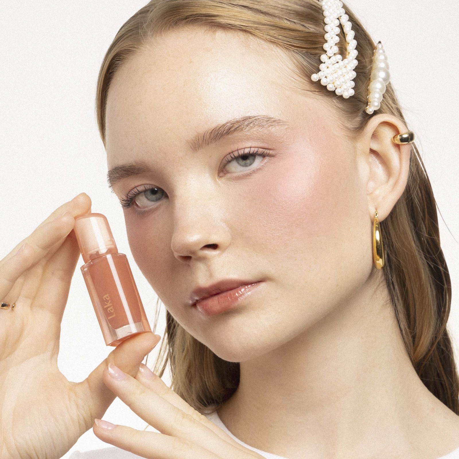 Rossetto gloss volumizzante - Laka | MiiN Cosmetics