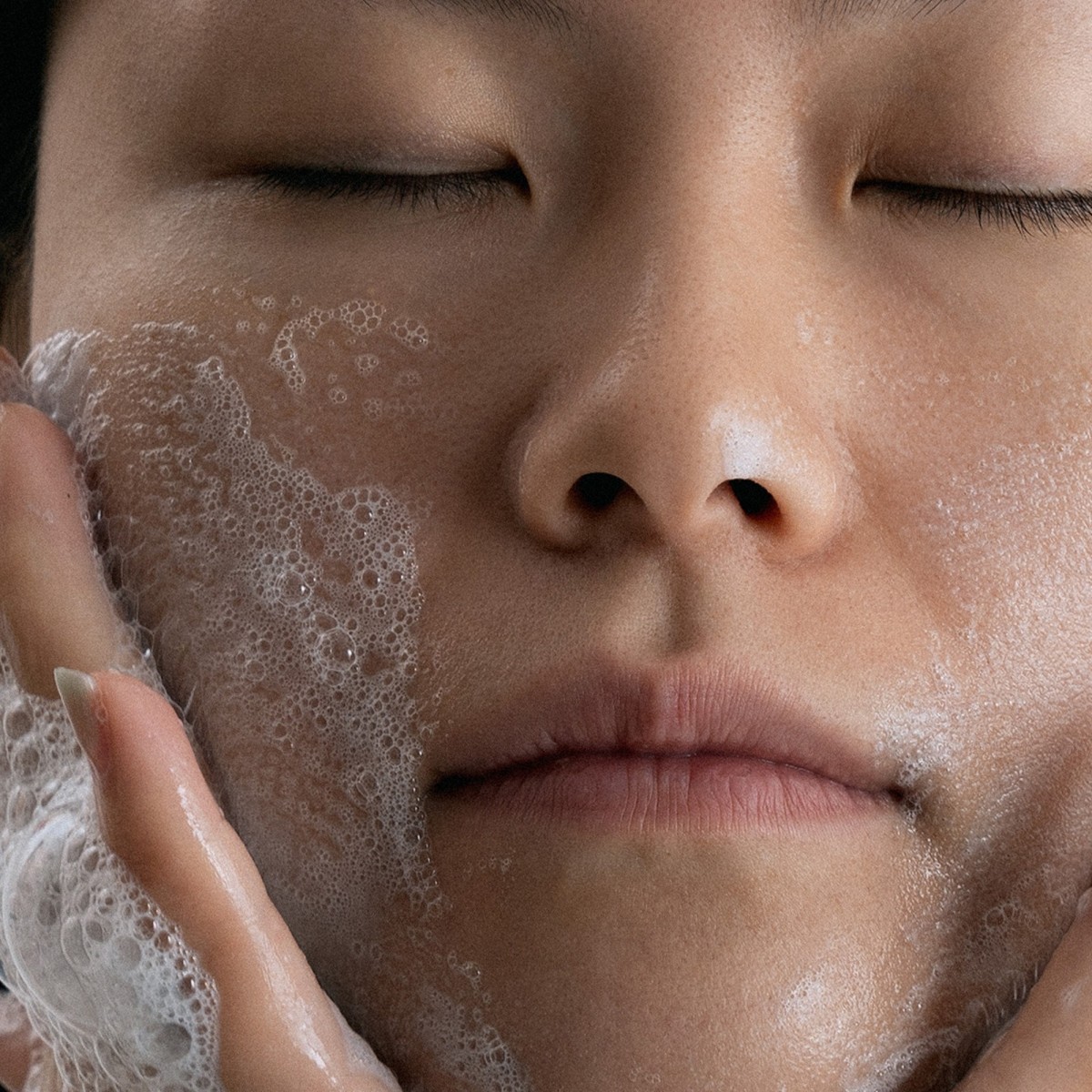 Charcoal & Willow Purifying Cleansing Bar - Ondo Beauty | MiiN