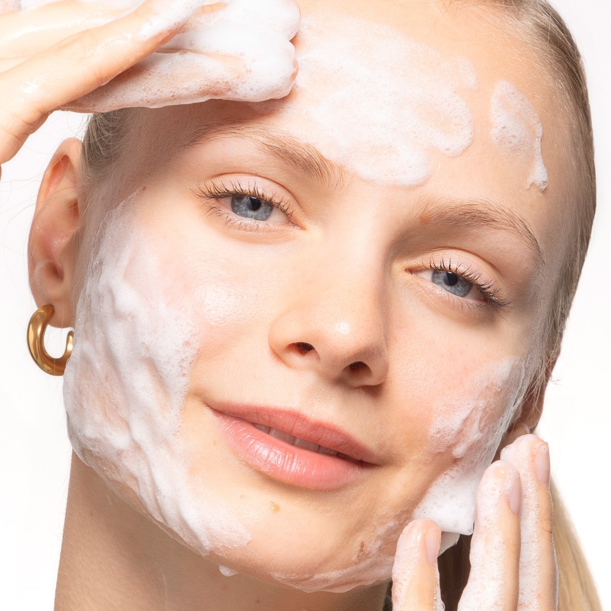 Honest Cleansing Foam