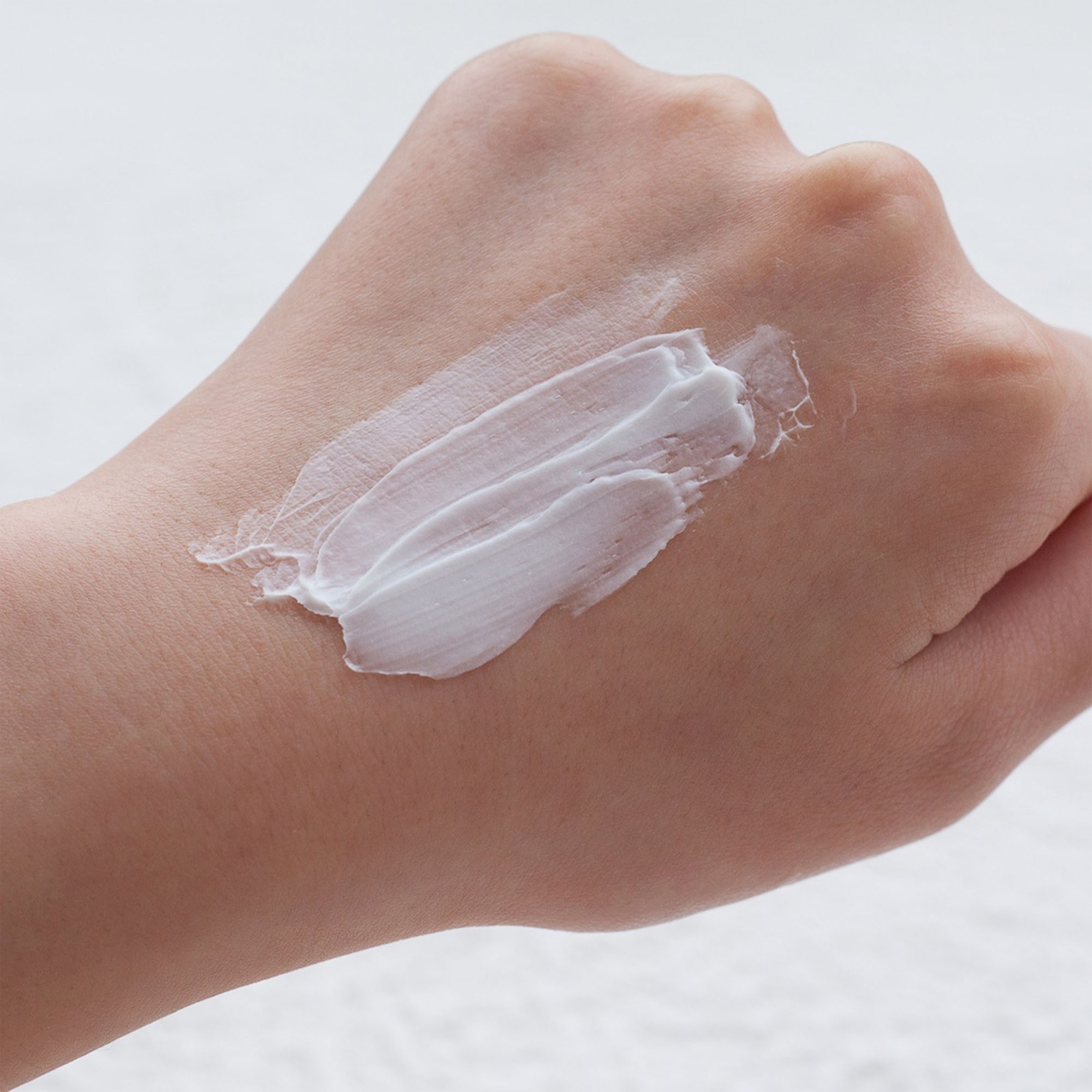 Anti-gravity cream · Huxley | MiiN Cosmetics