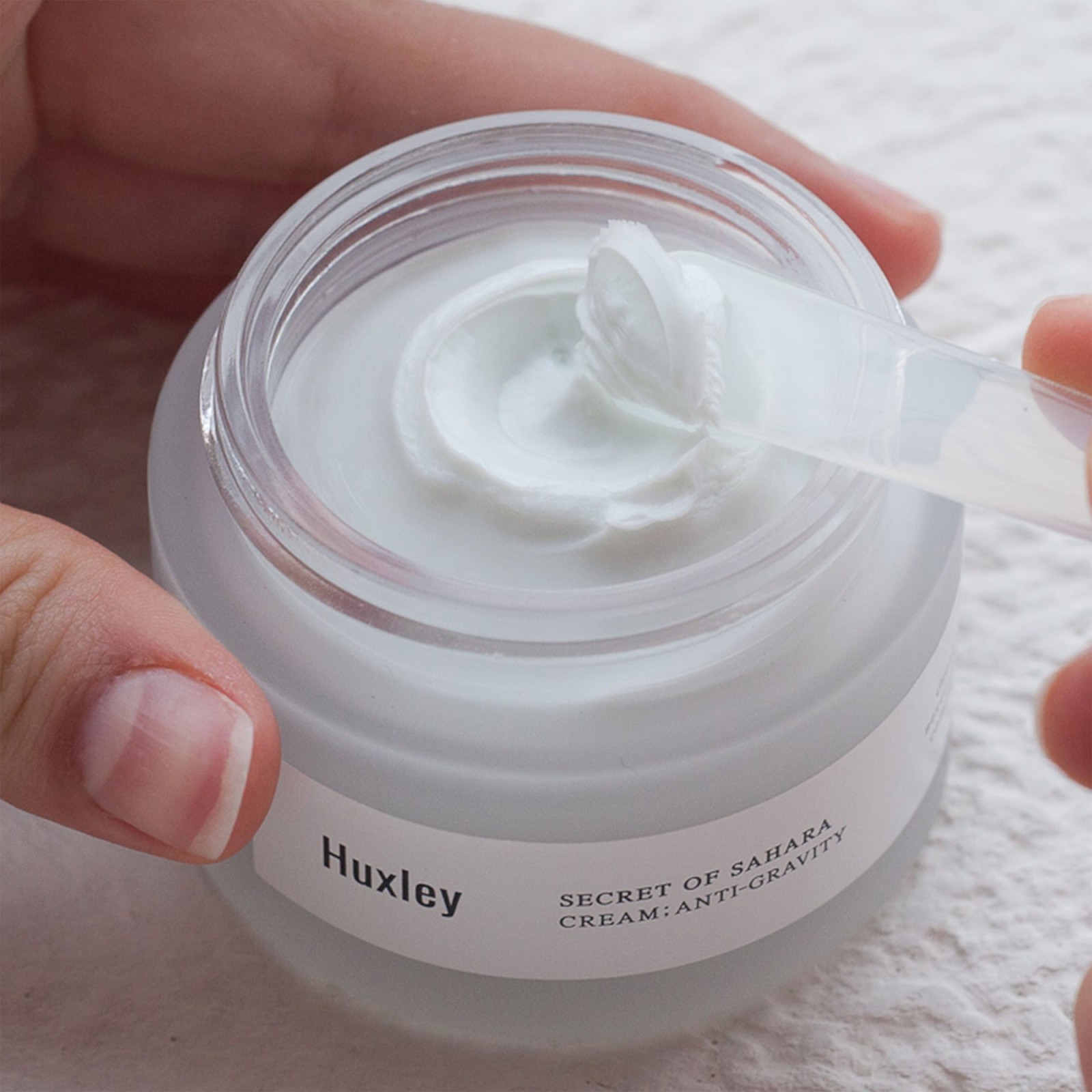 Anti-gravity cream · Huxley | MiiN Cosmetics