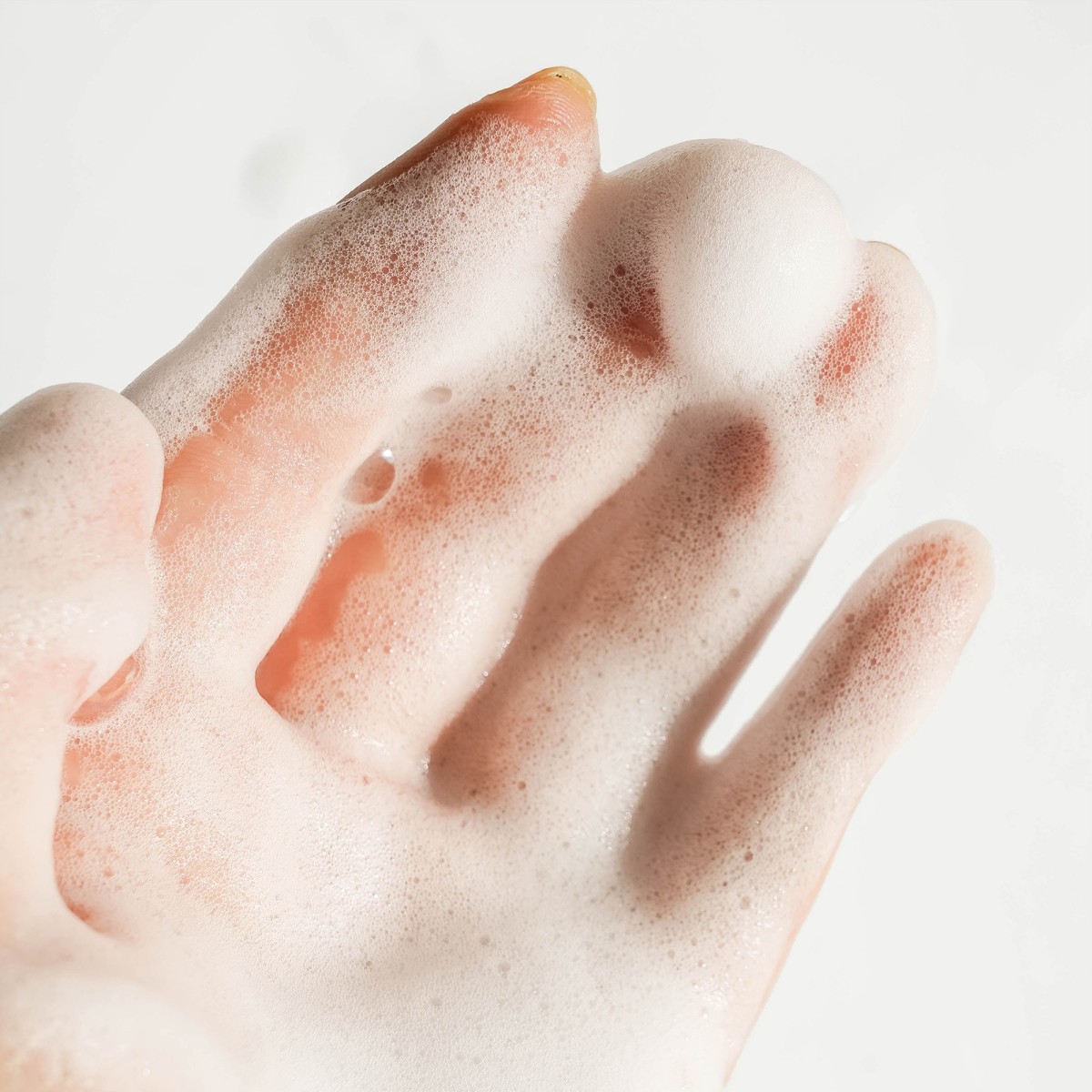 Aromatica Neroli and Patchouli Revitalising Shower Gel | MiiN Cosmetics