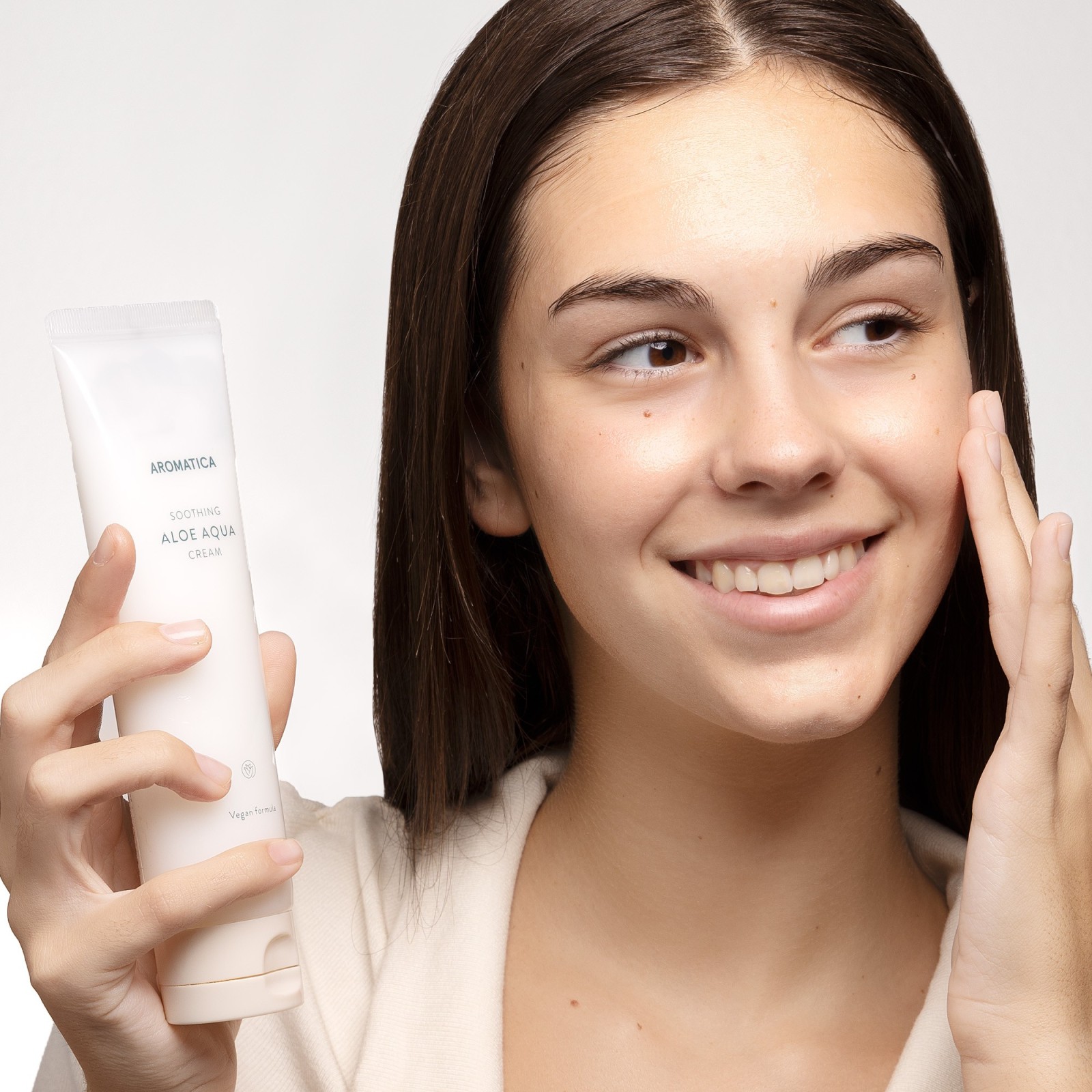 Natural Aloe Aqua Cream